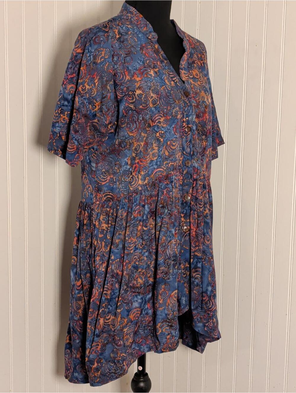 Go Fish Bohemian Flowy Hi Lo Hem Blue and Orange Button Front Short Sleeve Dress
